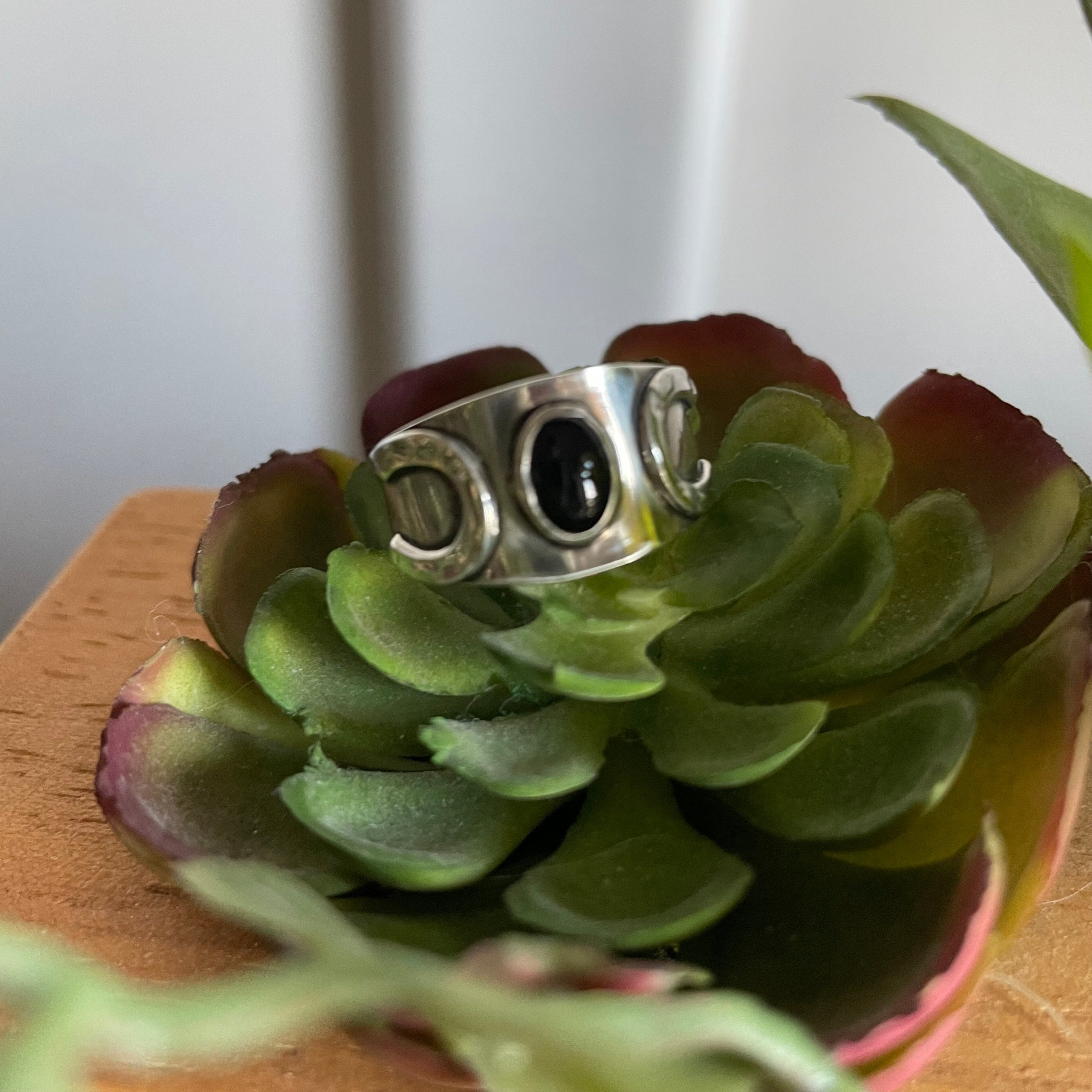 Chunky Horse Shoe Ring