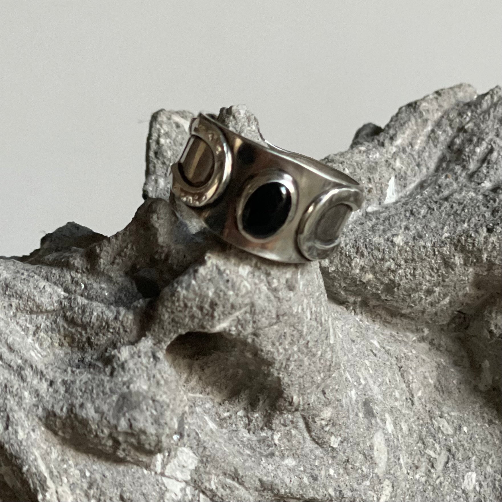 Chunky Horse Shoe Ring
